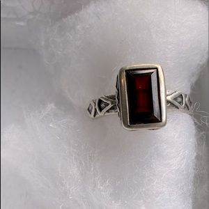Silpada stone ring size 7 excellent condition